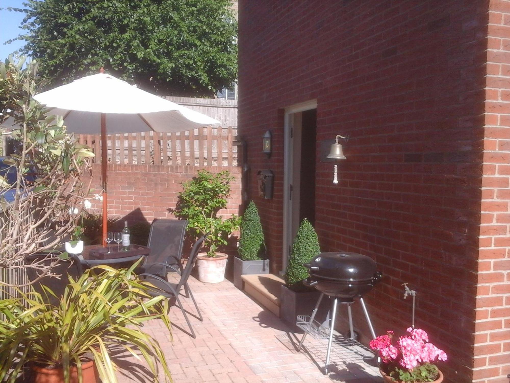 Villa The Auction House Ryde  Exterior foto